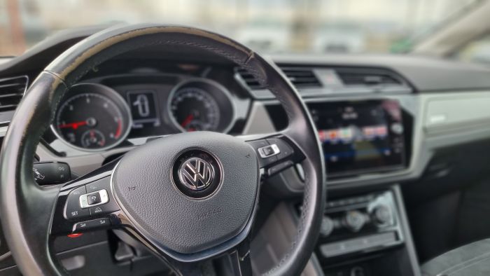 VW TOURAN model 2018