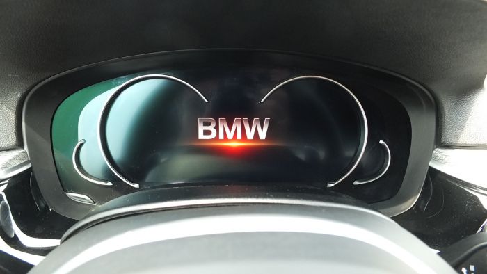 BMW 530 M paket limuzina 2017 / 3.0 d / 265 cp / automata